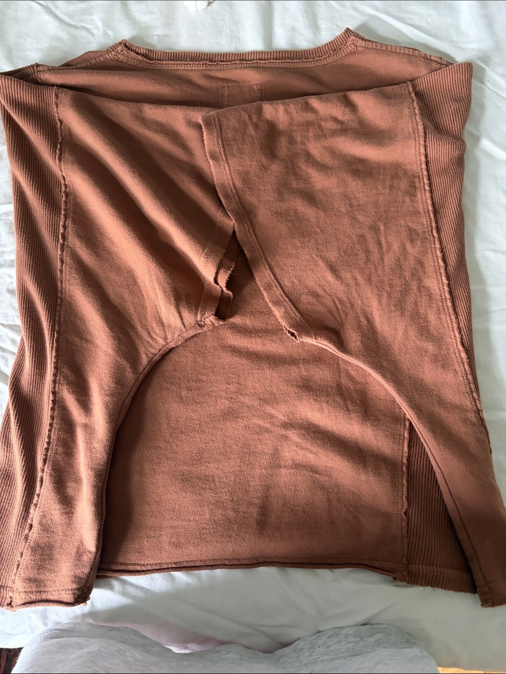 aerie Short Sleeve Boxy Tee in rusty brown - Picture 4 of 4